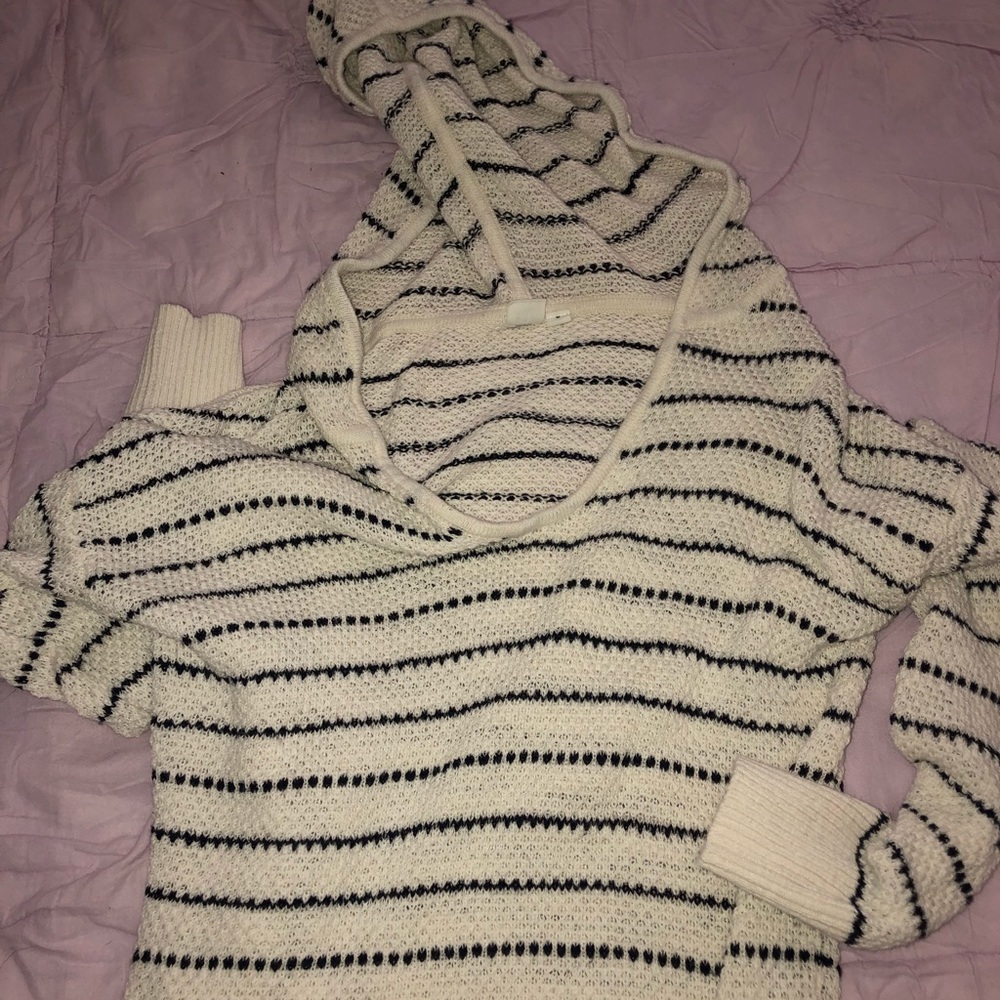 Gap pull over
